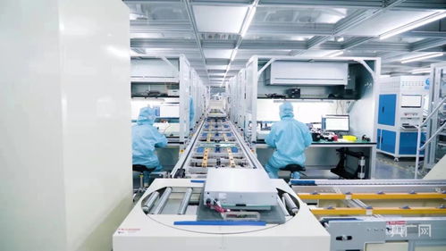 武漢 追光逐芯 江城綻新顏 四谷溢彩 科創(chuàng)勢(shì)正勁